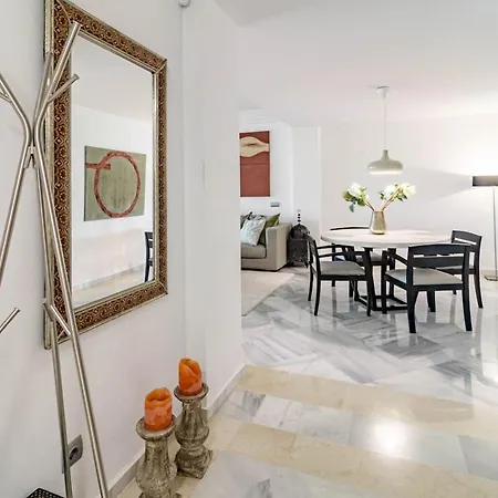 Fa - Fabulous Apartment With In And Outdoor Pool شقة *