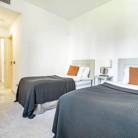 Fa - Fabulous Apartment With In And Outdoor Pool Appartement *