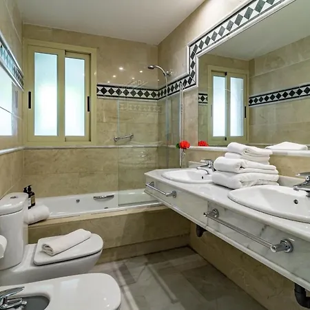 Apartman Fa - Fabulous Apartment With In And Outdoor Pool