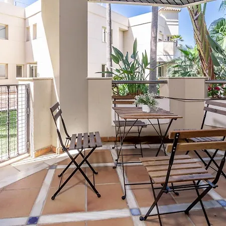 Fa - Fabulous Apartment With In And Outdoor Pool Apartman *